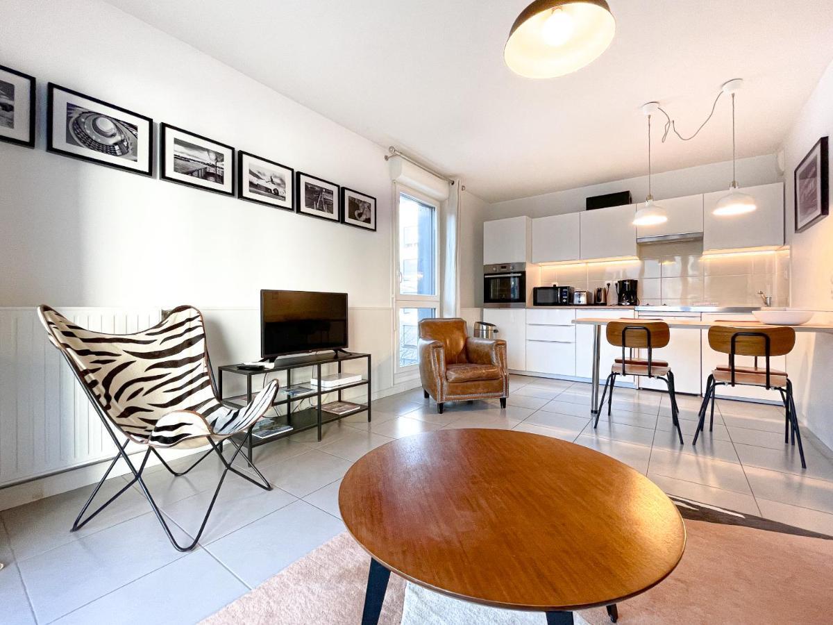 Appartements Avec Parking - Cite Du Vin Бордо Екстериор снимка