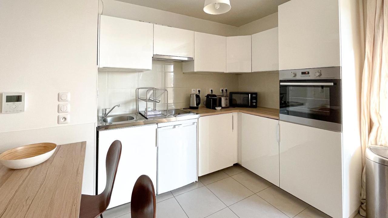 Appartements Avec Parking - Cite Du Vin Бордо Екстериор снимка